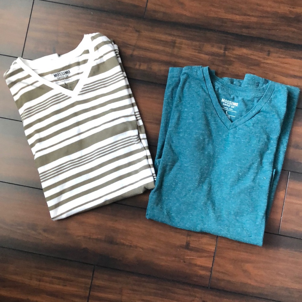 Mossimo supply v neck shirts Lg